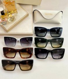 Picture of Valentino Sunglasses _SKUfw47394475fw